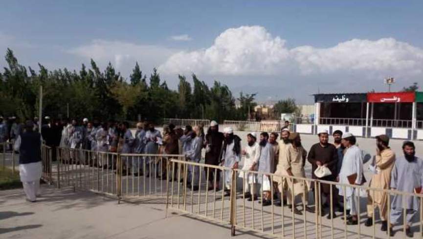 دولت افغانستان 317 زندانی طالبان را رها کرد