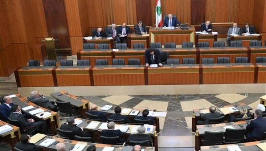 چند تن از نمایندگان پارلمان لبنان استعفا کردند