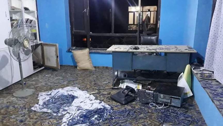 مرکز خبرنگاران افغانستان: انفجار ماین به ساختمان رادیو آرمان‌شهر در بغلان آسیب وارد کرده است