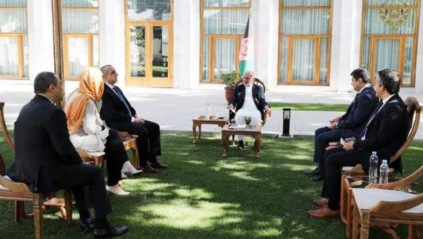 رییس جمهور غنی با نمایندە خاص ملل متحد برای افغانستان، دیدار کرد