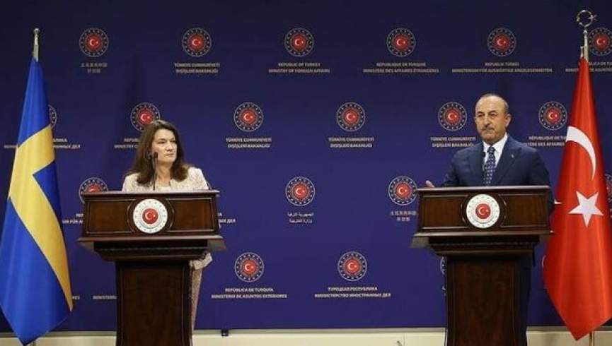 مجادله لفظی وزیران خارجه سویدن و ترکیه در کنفرانس مطبوعاتی