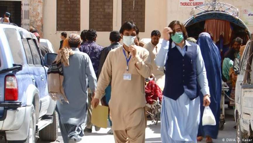 پاکستان ۱۵۰ ملیون دالر واکسین کرونا می خرد
