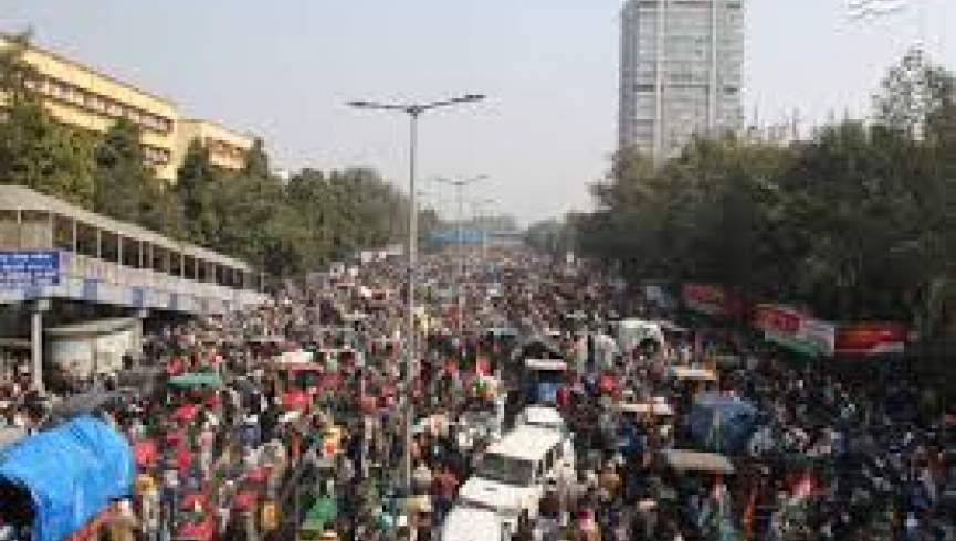 تظاهرات بیش از ۱۰۰ هزار دهقان هندی در پنجاب