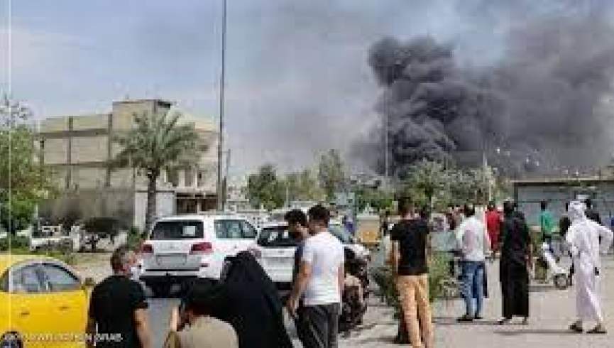 یک بمب گذار انتحاری در بغداد دست کم 76 کشته و چندین نفر زخمی کرد