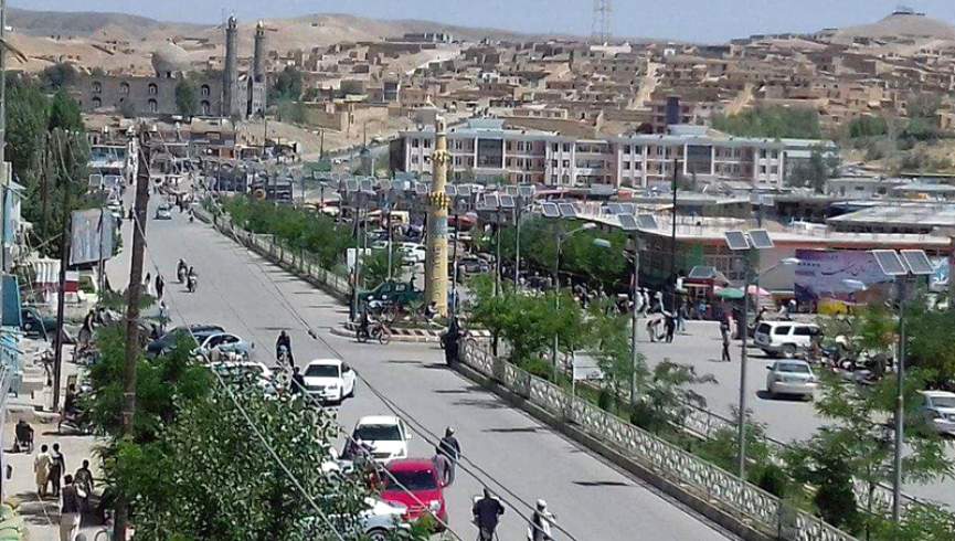 منابع در غور: فیروزکوه کاملاً امن است / شایعات حمله طالبان بی اساس است
