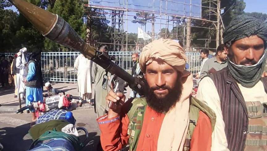 طالبان مسلح وارد جلال آباد شدند