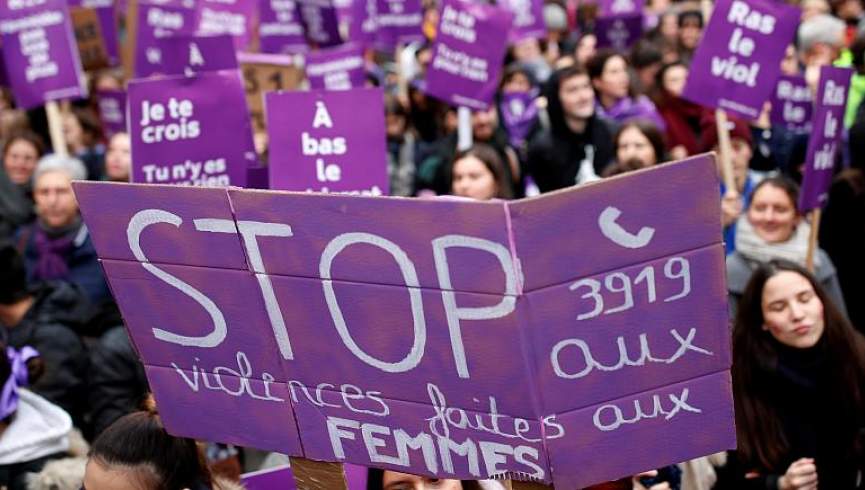 هزاران نفر در فرانسه در اعتراض به خشونت علیه زنان مظاهره کردند