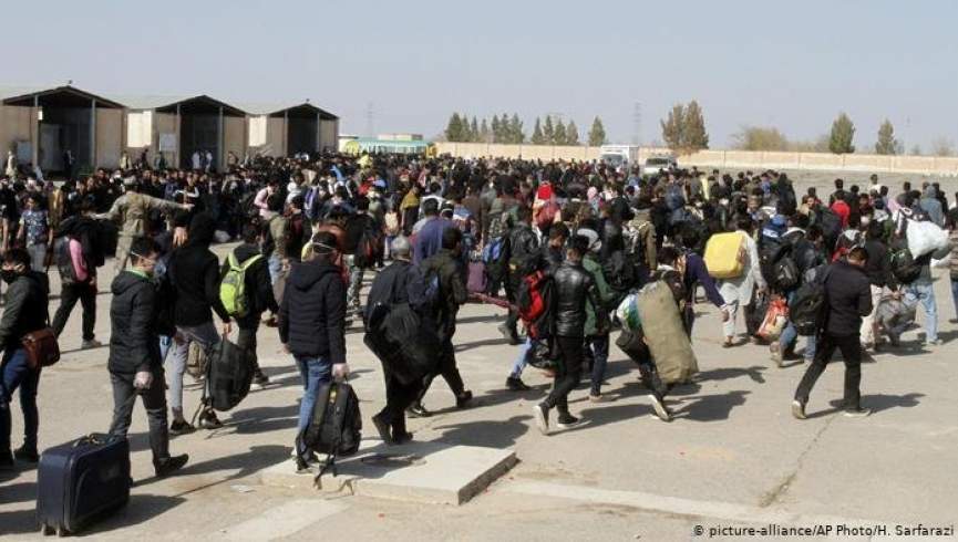 بیش از یک میلیون مهاجر افغان از ایران و پاکستان اخراج شده اند