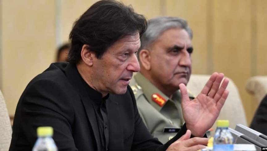 عمران خان: برای همکاری با طالبان به افغانستان کارمندان فنی و اداری می‌فرستیم