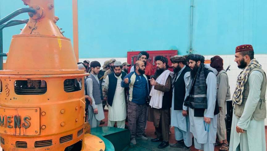سرپرست وزارت آب و انرژی طالبان از بندهای برق شهر پلخمری دیدن کرد