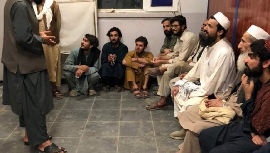 د پاکستان له زندانونو ۲۱ افغان بندیان خوشي شول