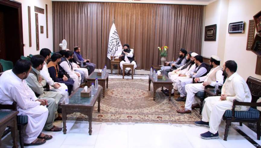 معاون سیاسی گروه طالبان با نمایندگان اتحادیه متخصصین خارج مرز دیدار کرد